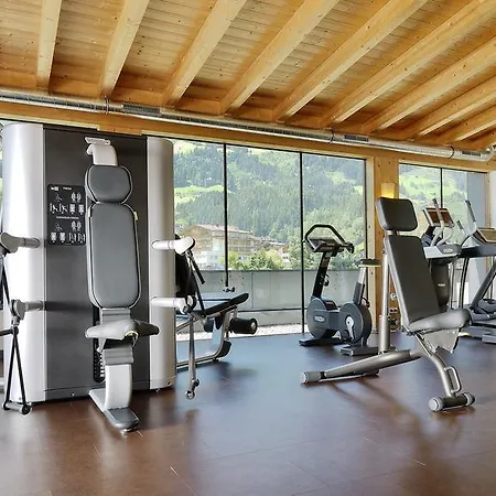 Hotel Alpina Zillertal . Family Lifestyle Kinderhotel 4*