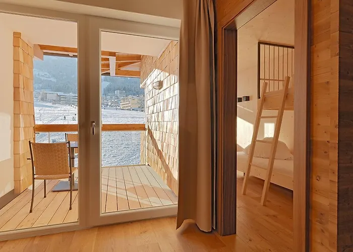 Alpina Zillertal . Family Lifestyle Kinderhotel 4* Fügen