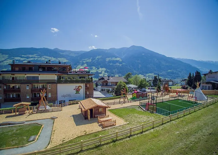 Alpina Zillertal . Family Lifestyle Kinderhotel Hotel 4*