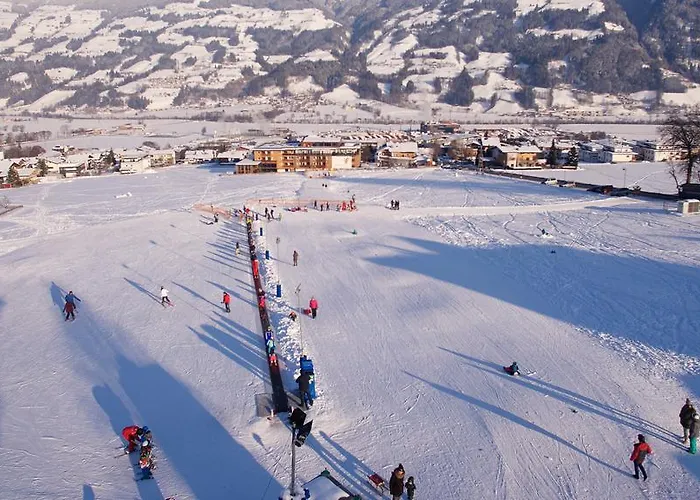 Hotel Alpina Zillertal . Family Lifestyle Kinderhotel 4*