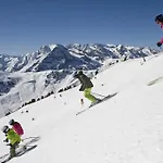 Alpina Zillertal . Family Lifestyle Kinderhotel 4*