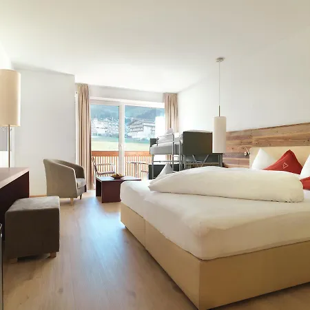 Alpina Zillertal . Family Lifestyle 4*